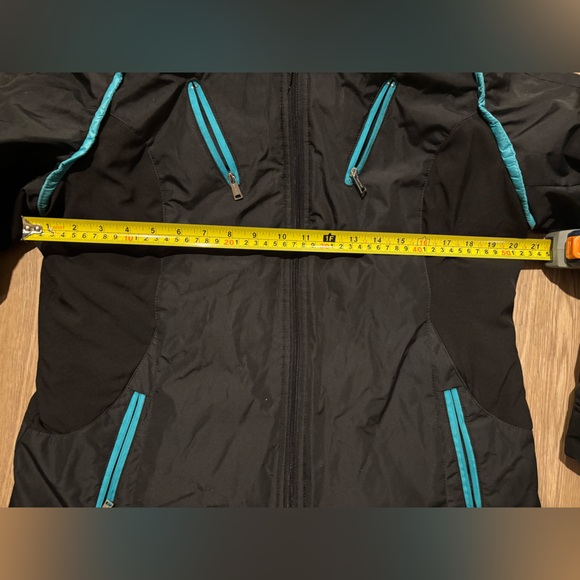 Nautica two in one winter coat! L/XL in great condition. Black with teal - Picture 12 of 12
